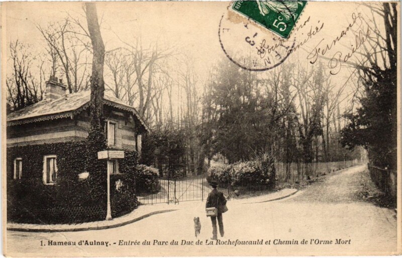 Carte postale ancienne Aulnay Entree du Parc du Duc