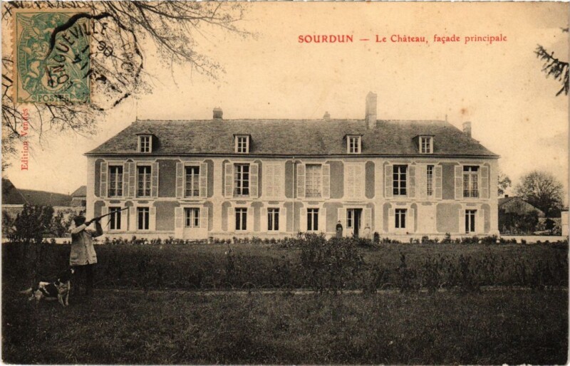 Carte postale ancienne Sourdun Le Chateau, facade principale France à Sourdun