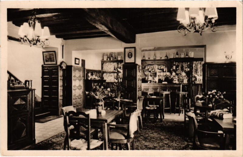 Carte postale ancienne St.Fargeau-Ponthierry Relais Gastronomique France