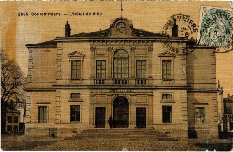 Carte postale ancienne Coulommiers L'Hotel de Ville France à Coulommiers