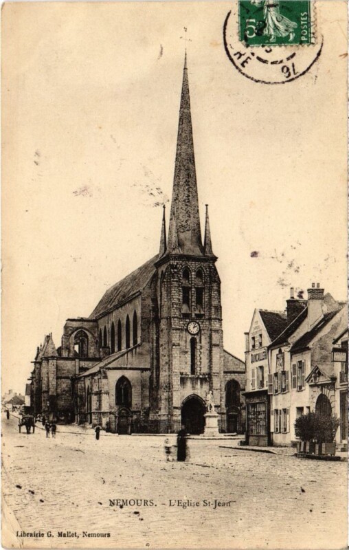 Carte postale ancienne Nemours L'Eglise St.Jean France à Nemours