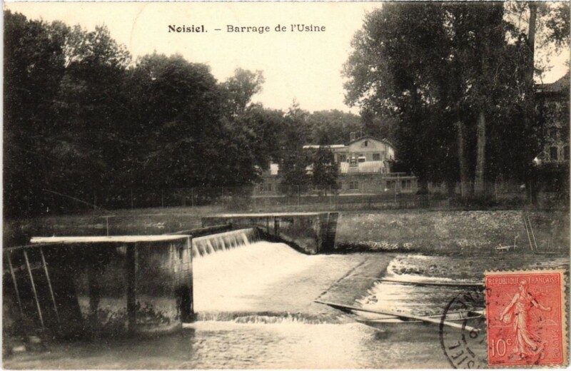 Carte postale ancienne Noisiel Barrage de l'Usine France à Noisiel