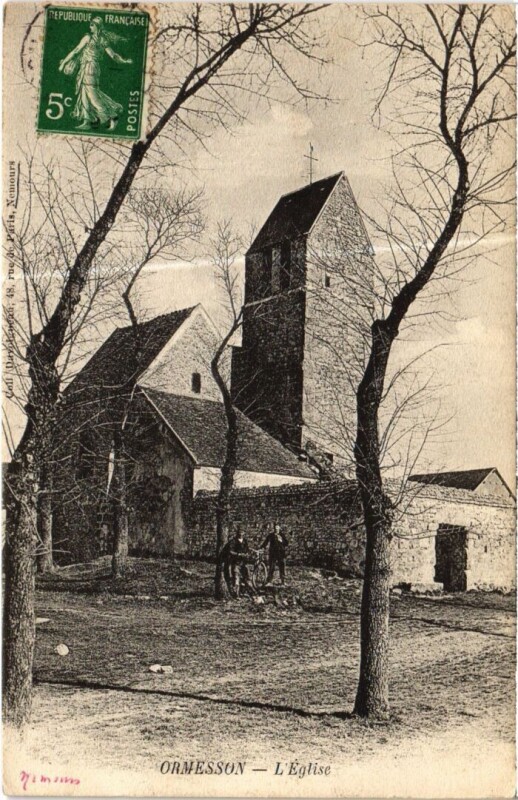 Carte postale ancienne Ormesson L'Eglise France à Ormesson
