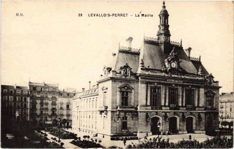 Carte postale ancienne Levallois La Mairie