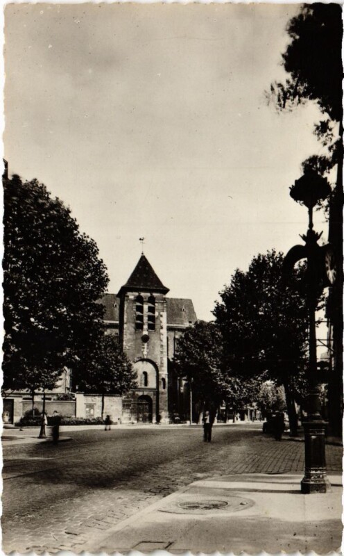 Carte postale ancienne La vieille Eglise à Clichy