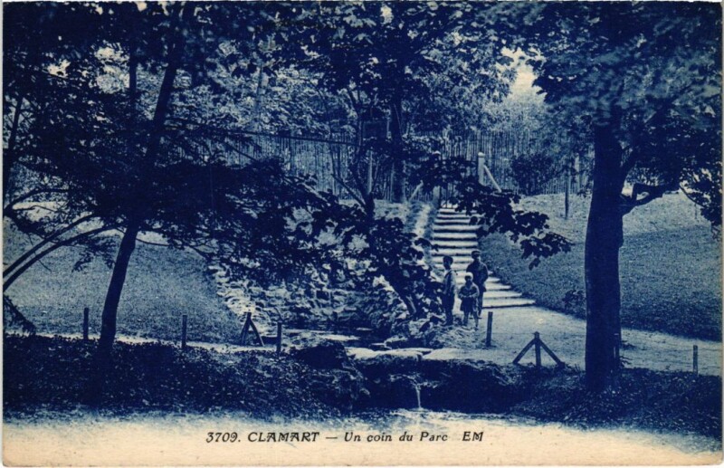 Carte postale ancienne Clamart un coin du Parc à Clamart