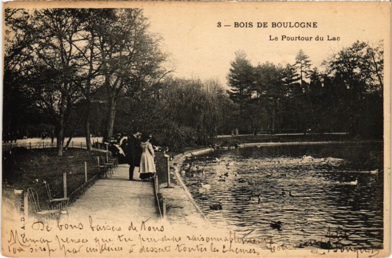 Carte postale ancienne Bois de Boulogne Le Pourtour du Lac