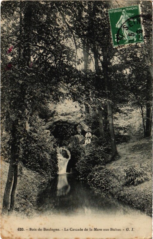 Carte postale ancienne Bois de Boulogne - La Cascade de la Mare aux Biches à Paris 16e