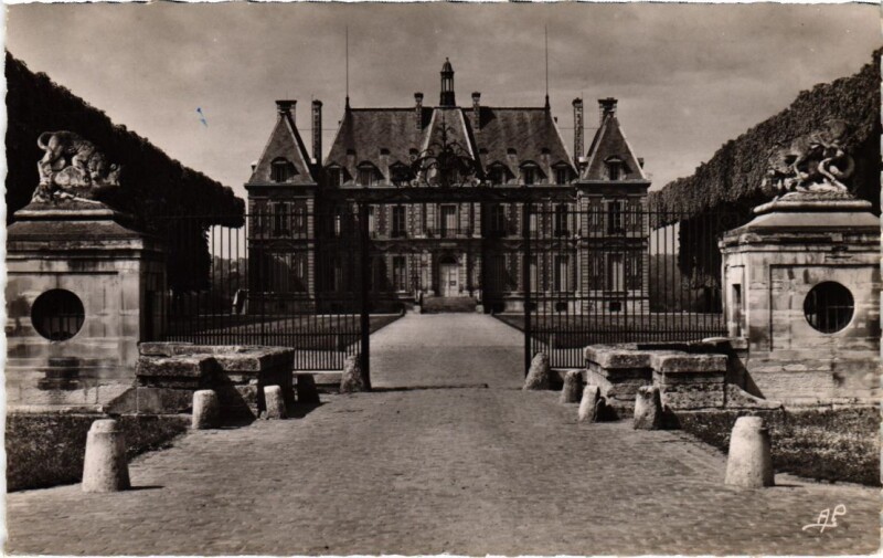 Carte postale ancienne Sceaux Entree du Chateau à Sceaux