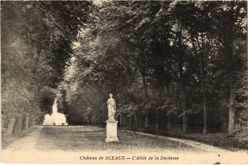 Carte postale ancienne Chateau de Sceaux Allee de la Duchesse à Sceaux