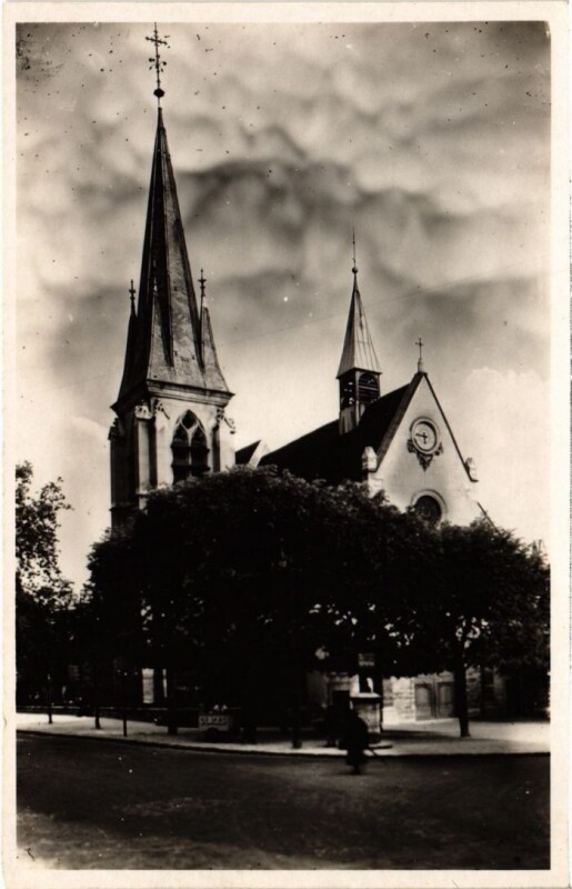 Carte postale ancienne Sceaux Eglise à Sceaux
