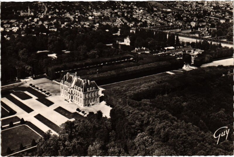 Carte postale ancienne En Avion sur Sceaux à Sceaux