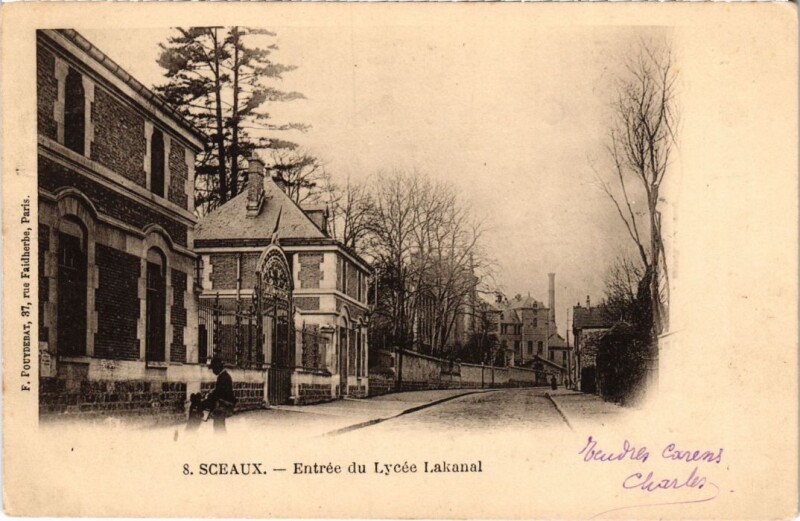 Carte postale ancienne Sceaux Entree du Lycee Lakanal à Sceaux