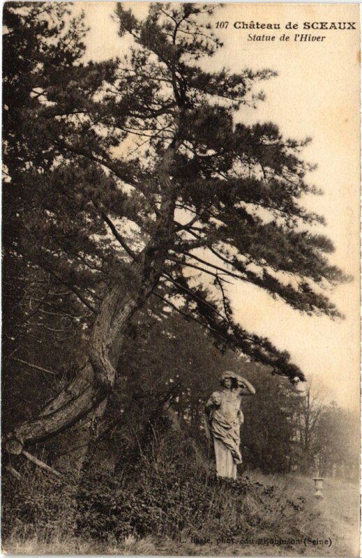 Carte postale ancienne Chateau de Sceaux Statue de l'Hiver à Sceaux