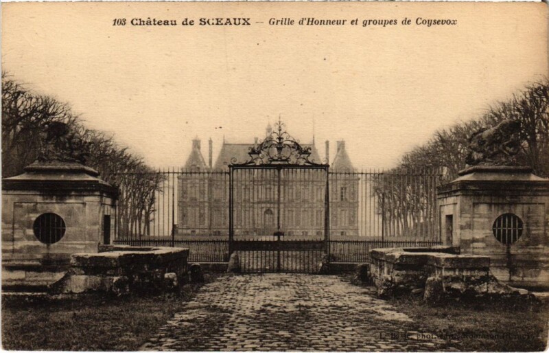Carte postale ancienne Chateau de Sceaux Grille d'Honneur à Sceaux