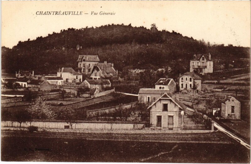 Carte postale ancienne St.Pierre les Nemours Vue Generale France à Nemours