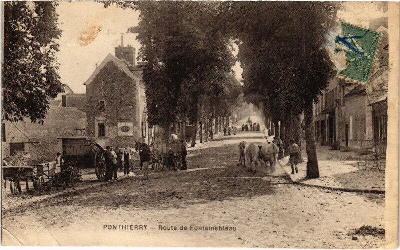 Carte postale ancienne Ponthierry Route de Fontainebleau France à Fontainebleau
