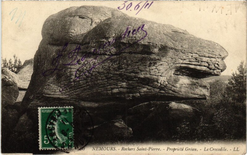 Carte postale ancienne Nemours Rochers Saint-Pierre France à Nemours