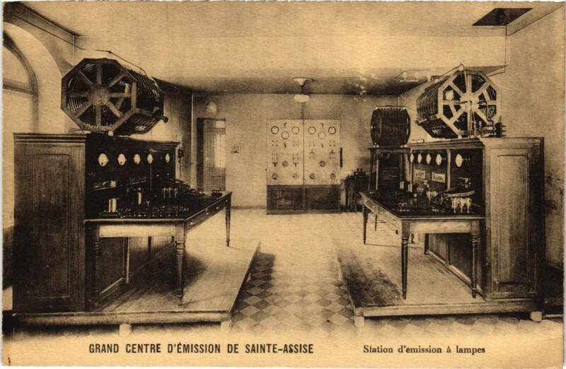 Carte postale ancienne Seine-Port Station d'emission a lampes France à Seine-Port