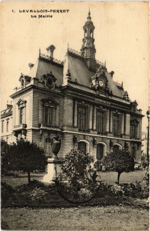 Carte postale ancienne Levallois La Mairie