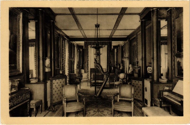 Carte postale ancienne Chateau de la Malmaison Salon de Musique