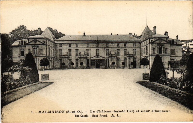 Carte postale ancienne Malmaison Le Chateau