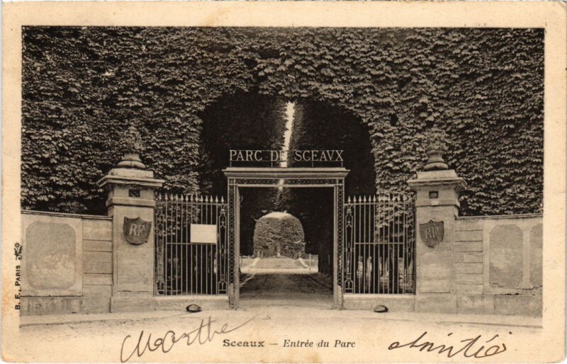 Carte postale ancienne Sceaux Entree du Parc à Sceaux