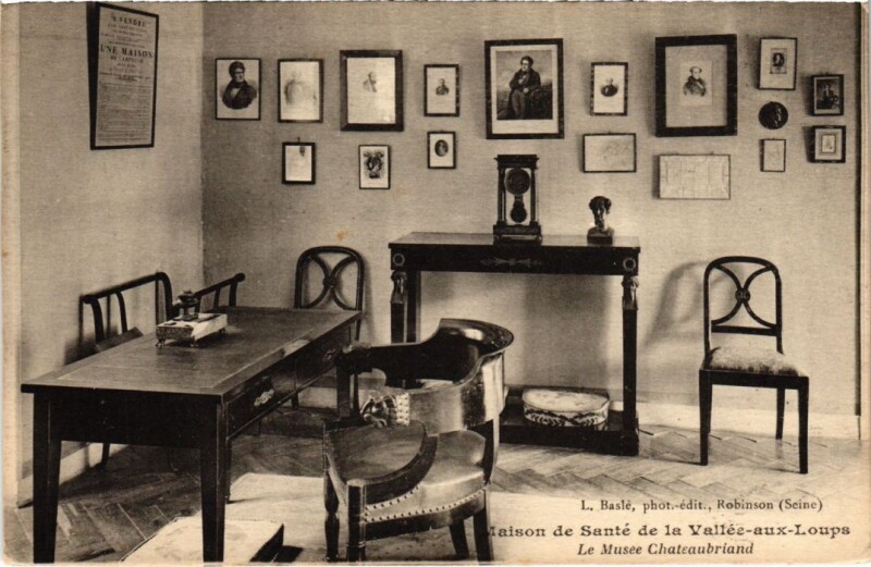 Carte postale ancienne Maison de Sante de la Vallee aux Loups