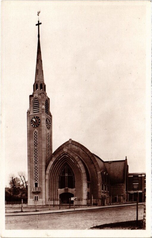 Carte postale ancienne Eglise Saint-Stanislas des Blagis
