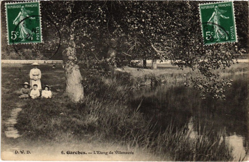 Carte postale ancienne Garches Etang de Villeneuve à Garches