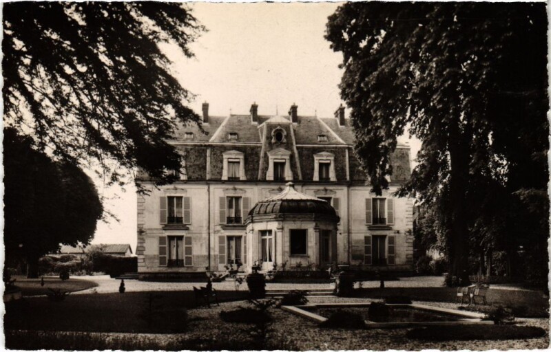 Carte postale ancienne Maison blanche vue du Parc à Torcy