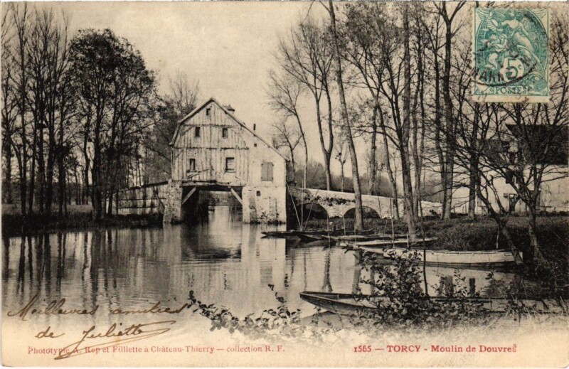 Carte postale ancienne Moulin de Douvre à Torcy