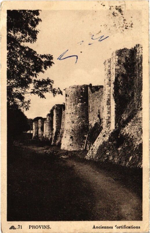 Carte postale ancienne Provins Anciennes fortifications France à Provins