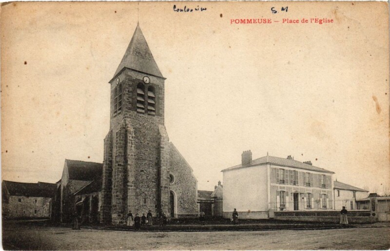 Carte postale ancienne Pommeuse Place de l'Eglise France à Pommeuse