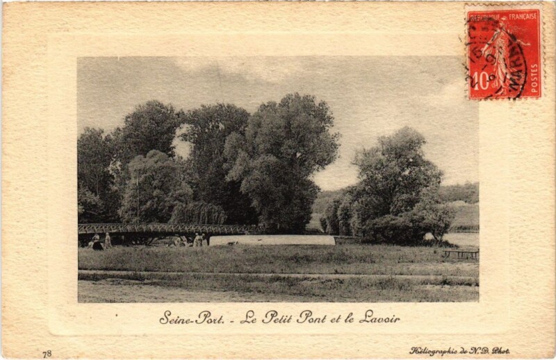 Carte postale ancienne Seine-Port Le Petit Pont et le Lavoir France à Seine-Port
