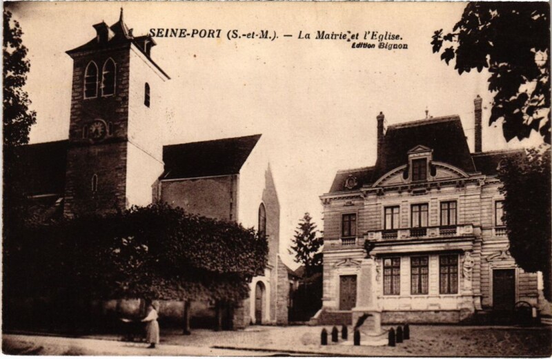 Carte postale ancienne Seine-Port La Mairie et l'Eglise France à Seine-Port