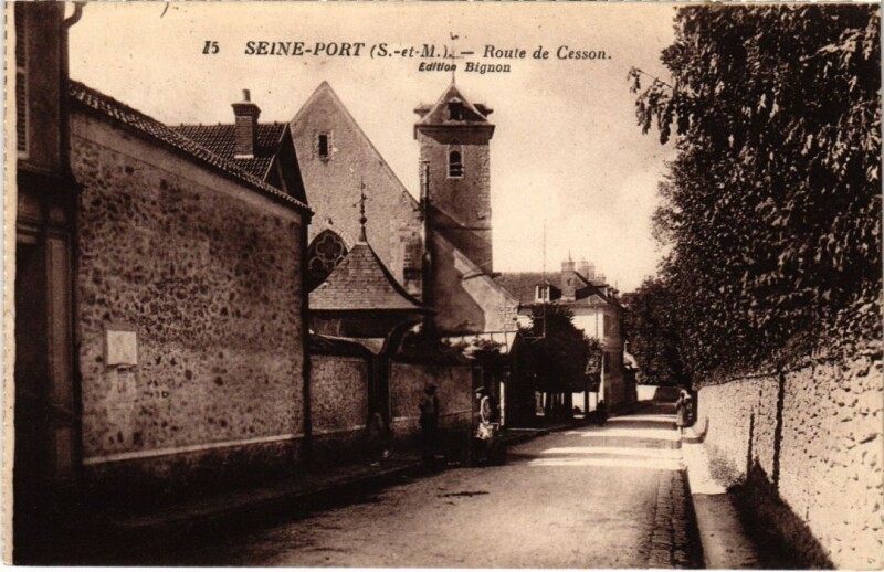 Carte postale ancienne Seine-Port Route de Cesson France à Cesson