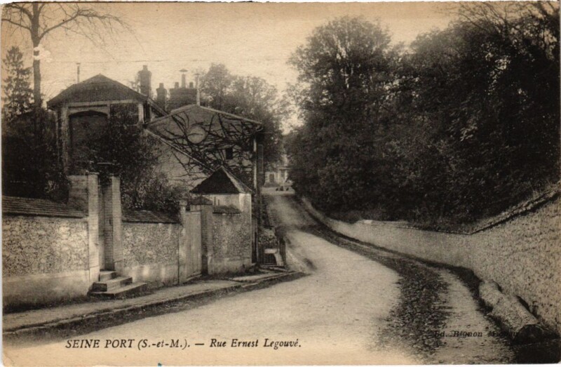 Carte postale ancienne Seine-Port Rue Ernest LEgouve France à Seine-Port