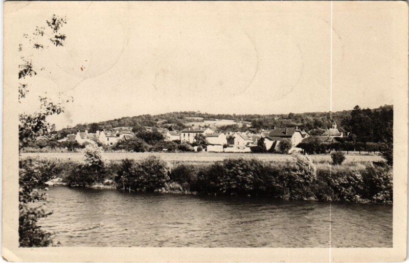 Carte postale ancienne Reuil en Brie Vue Generale France à Reuil-en-Brie