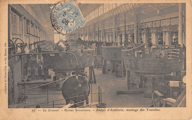 Carte postale ancienne Le Creusot Usines Schneider Atelier D'Artillerie Montage Des Tourelles au Creusot