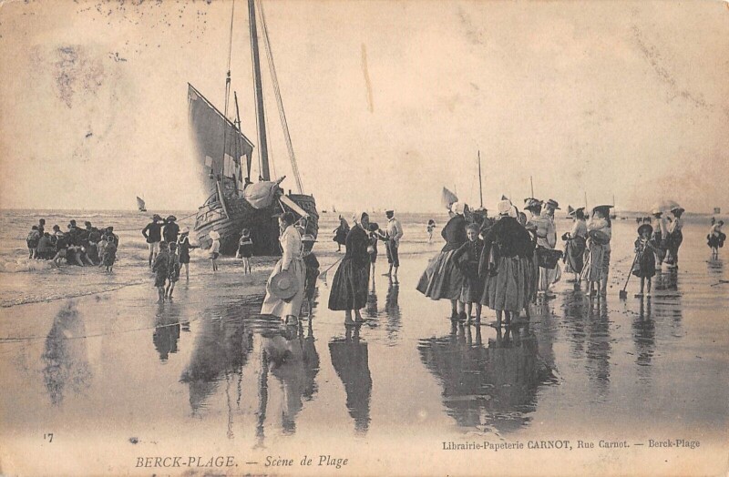 Carte postale ancienne Berck Plage Scene De Plage à Berck