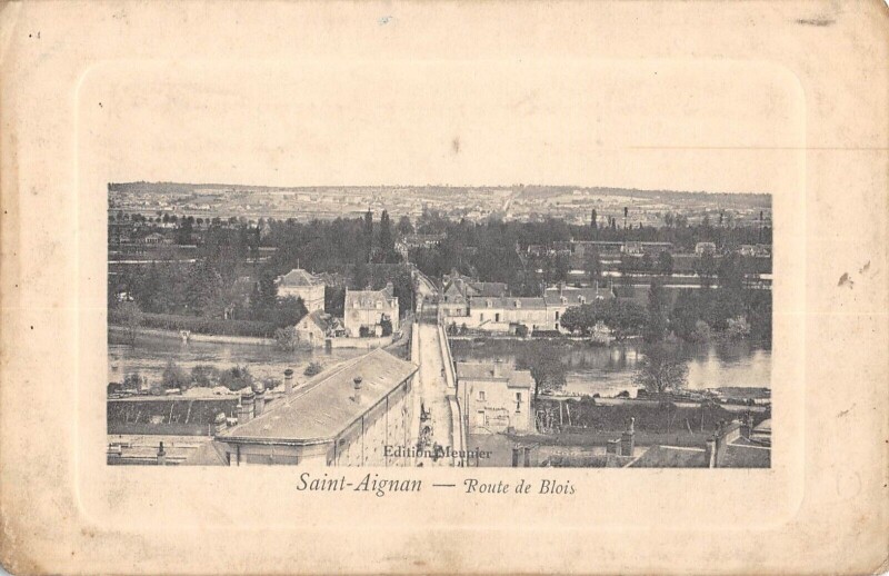 Carte postale ancienne Saint Aignan Route De Blois à Saint-Aignan