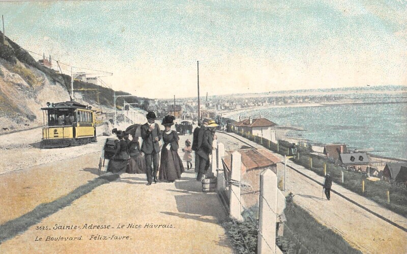 Carte postale ancienne Sainte Adresse Le Boulevard Felix Faure à Sainte-Adresse