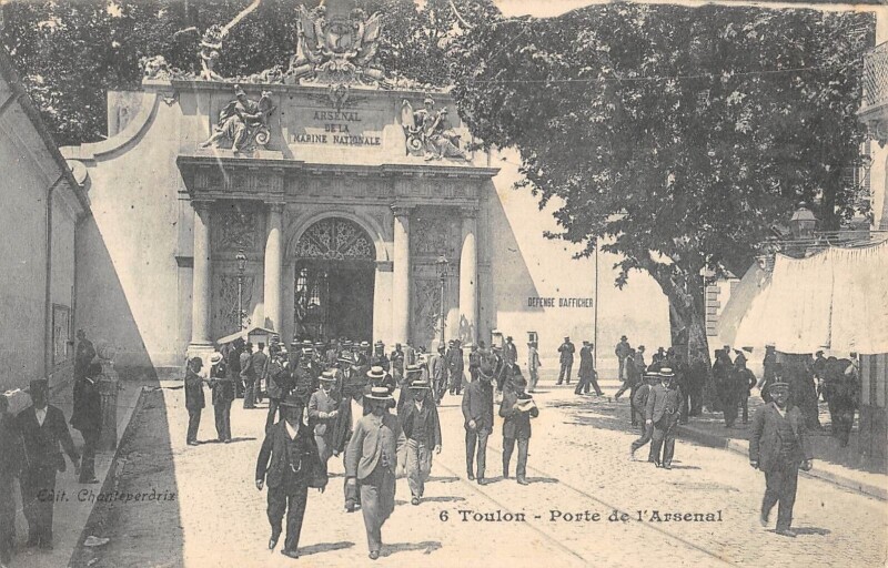 Carte postale ancienne Toulon Porte De L'Arsenal à Toulon