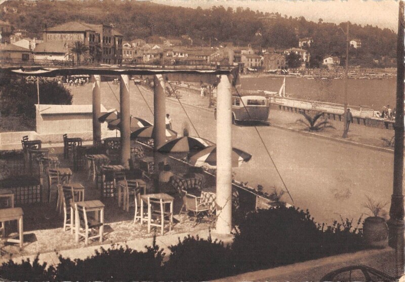 Carte postale ancienne Le Lavandou Sur Mer au Lavandou