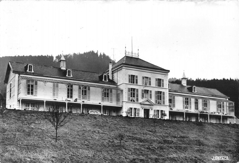 Carte postale ancienne Moyenmoutier Maison De Retraite Paul Vincent à Moyenmoutier