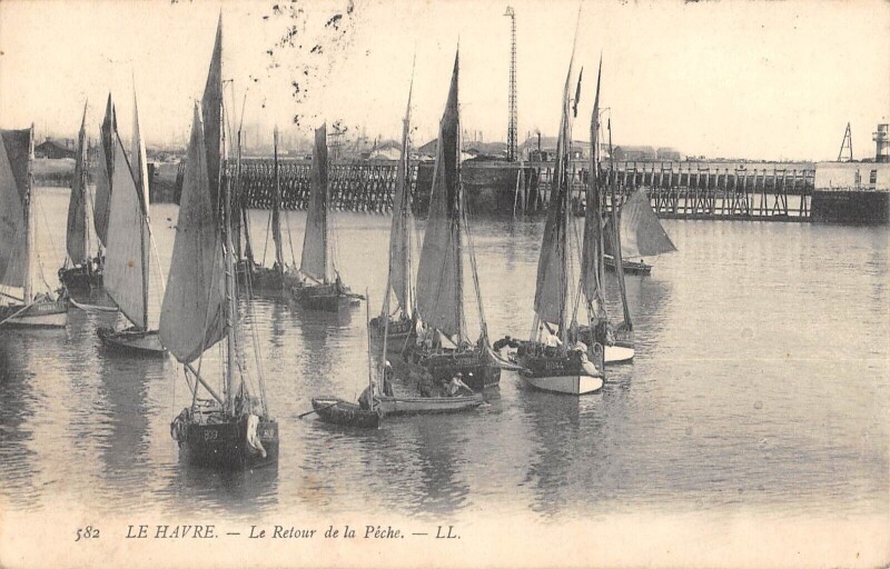 Carte postale ancienne Le Havre Le Retour De La Peche au Havre