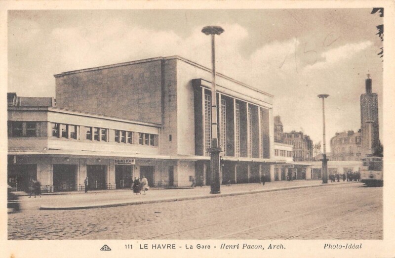 Carte postale ancienne Le Havre La Gare au Havre