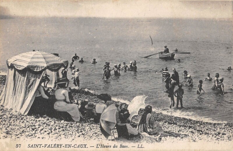 Carte postale ancienne Saint Valery En Caux Heure Du Bain à Saint-Valery-en-Caux