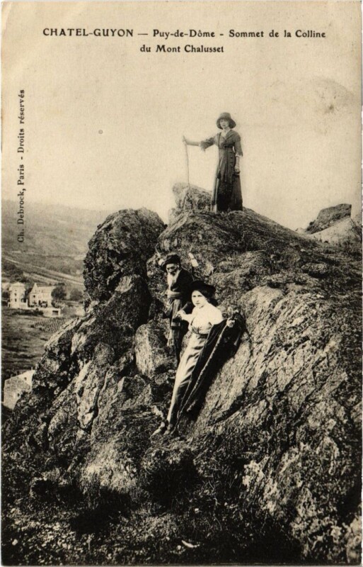 Carte postale ancienne Chatel-Guyon Sommet de la Colline du Mont Chalusset France à Chalus